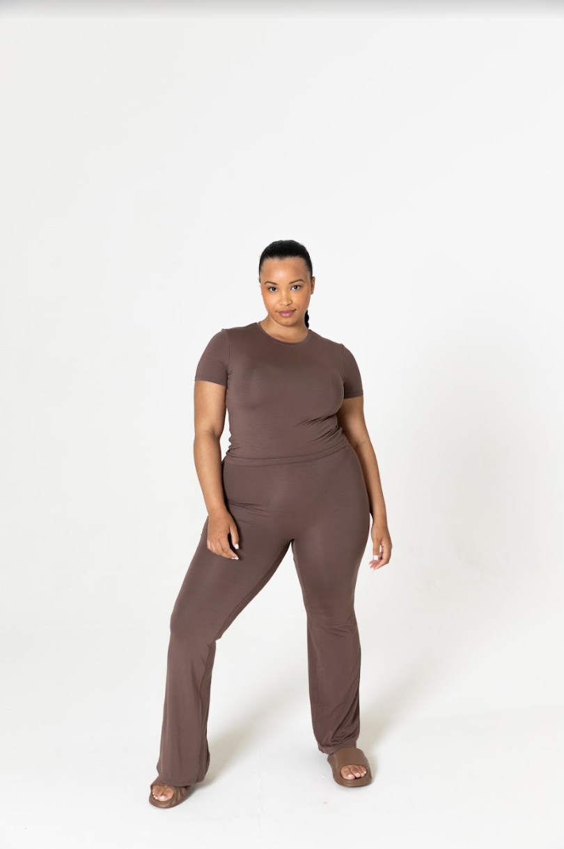 FLARED TROUSERS - MOCHA