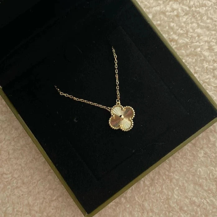 The Amalia Set