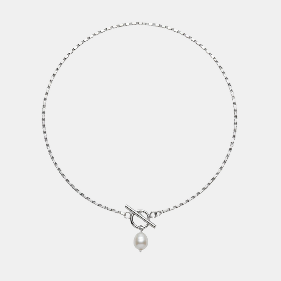 Drop Pearl Necklace