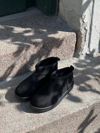 Teddy boots short -Black